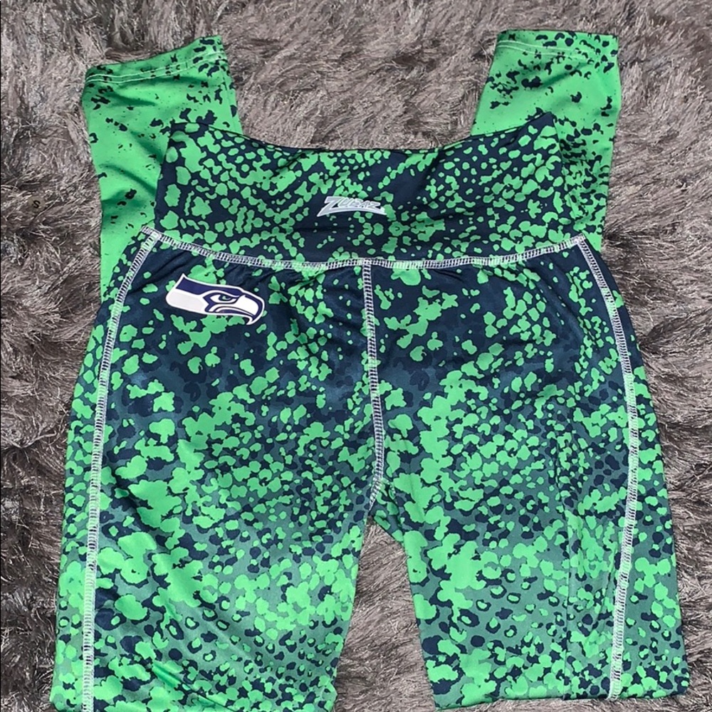 Seahawks leggings!